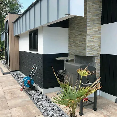 Unser Chalet Lathum
